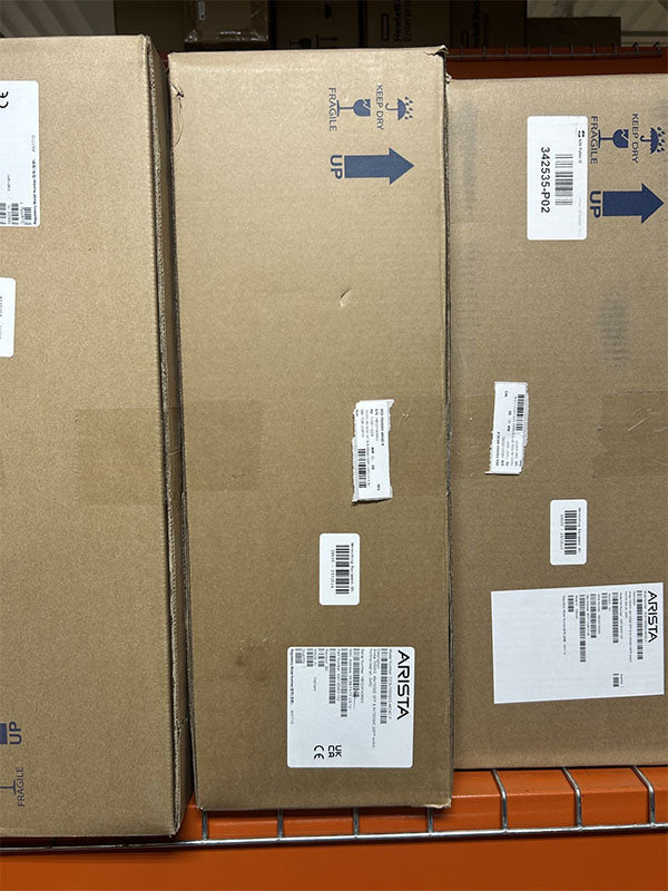 ARISTA DCS-7050SX3-48C8C-F 7050X3, 48x10GbE SFP & 8x100GbE QSFP SWITCH F-R W 16GB MEM