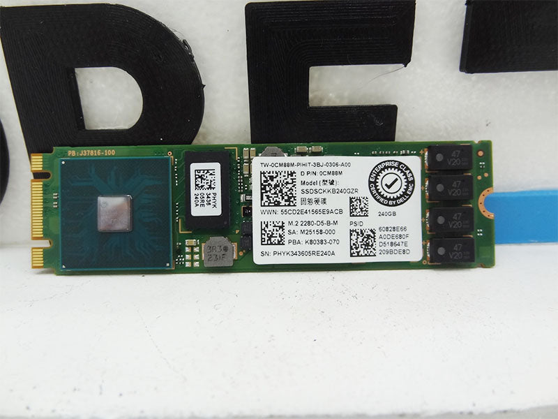DELL CM88M 240GB SATA 6G M.2 SSD (SSDSCKKB240GZR)