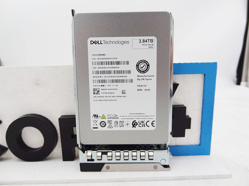 DELL 2V97V 3.84TB SSD NVME Gen4 2.5 RI U.2