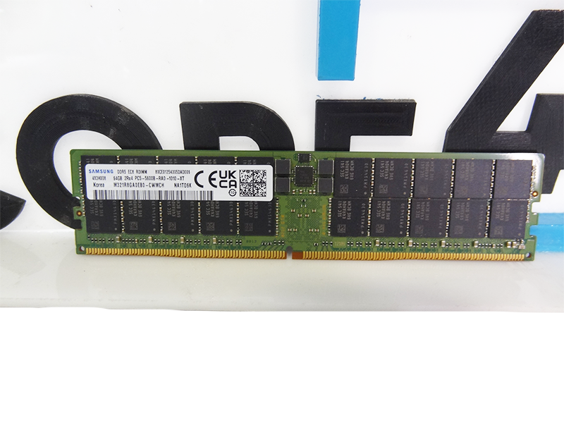 SAMSUNG M321R8GA0EB0-CWM 64GB 2rx4 PC5-44800 5600 DDR5