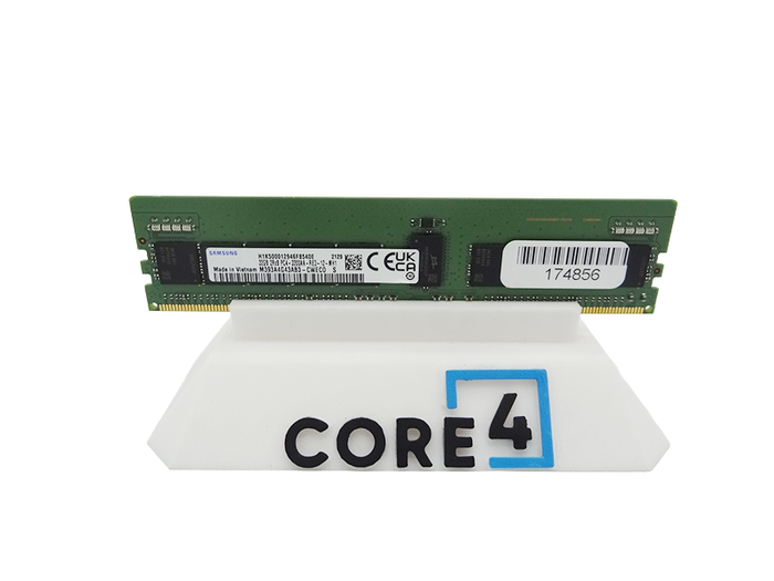 SAMSUNG M393A4G43AB3-CWE 32GB PC4-25600R DDR4-3200MHz 2RX8 RDIMM