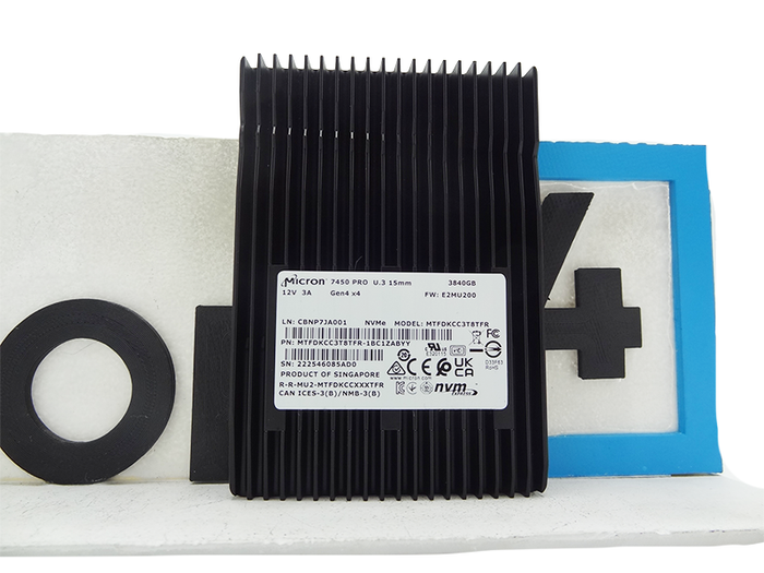 MICRON MTFDKCB3T8TDZ-1AZ1ZABYY 3.84TB NVME GEN4 U.3 7400 PRO 2.5 SSD