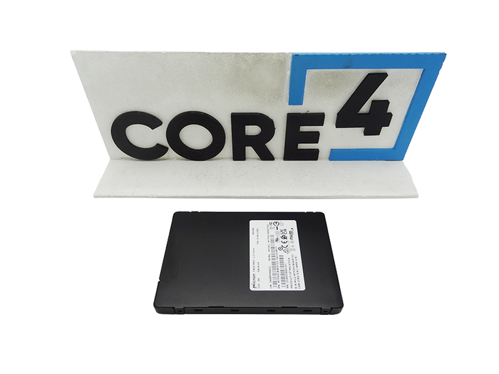 MICRON MTFDKCB960TDZ 960GB NVME GEN4 U.3 7400 PRO 2.5 SSD