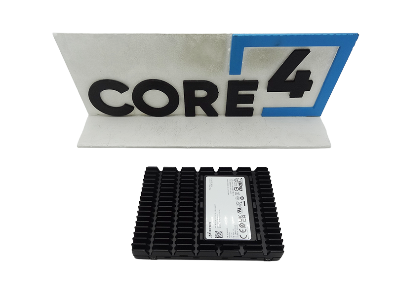 MICRON MTFDKCC7T6TGP 7.68TB 7500 U.3 Gen4 2.5 NVMe SSD