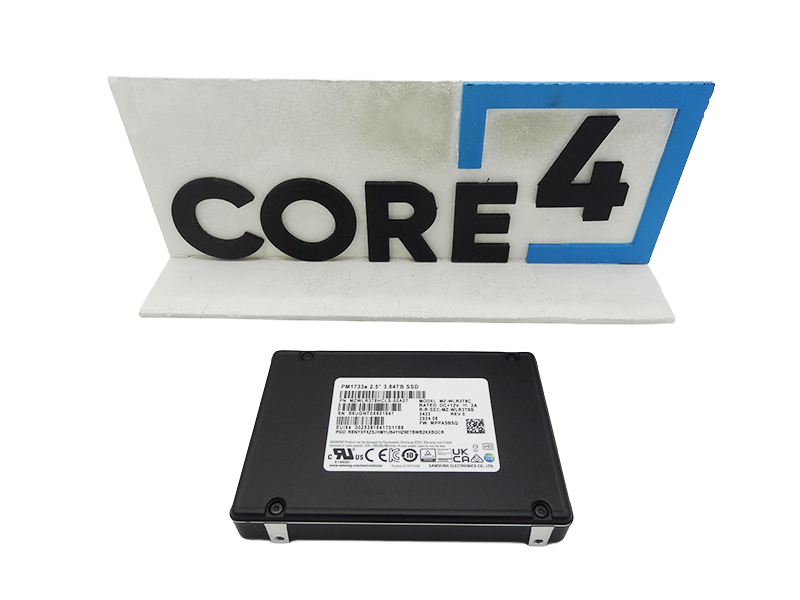SAMSUNG MZWLR3T8HCLS-00A07 3.84TB NVME GEN4 U.3 PM1733A 2.5 SSD