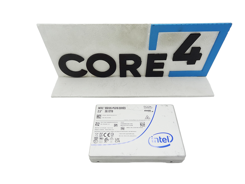 INTEL SSDPF2NV307TZ 30.72 D5-P5316 2.5 4.0 NVMe SSD