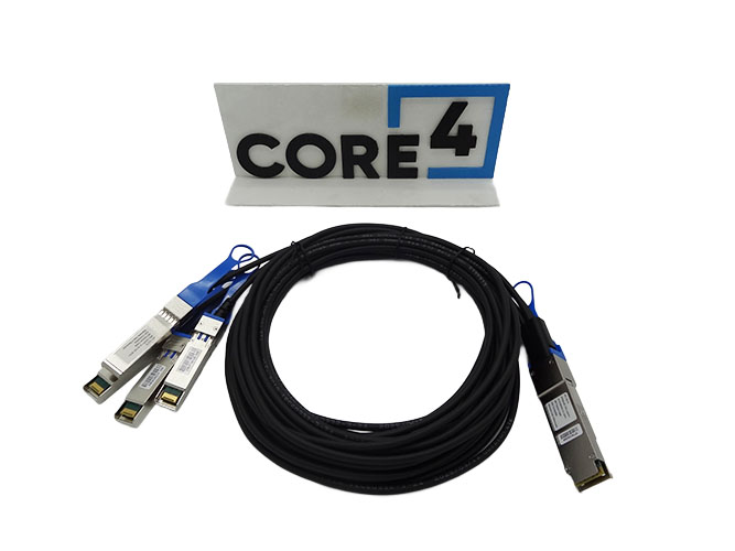 EMC 038-004-507-03 EMC 3M CU PASSIVE QSFP+ SFP+ BREAKOUT CABLE