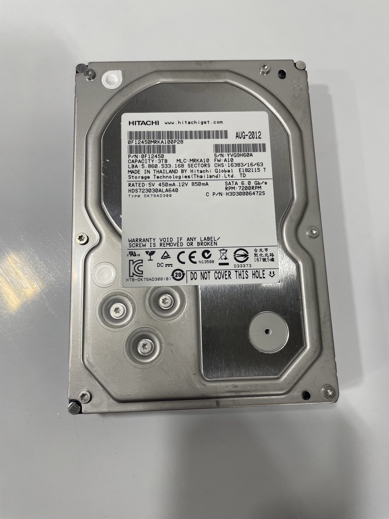 HITACHI 0F12450 3TB 3.5 SATA 7.2K