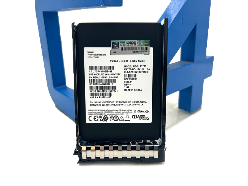 HP P57758-B21 HPE DX 3.84TB NVME RI SFF BC MV FIO SSD