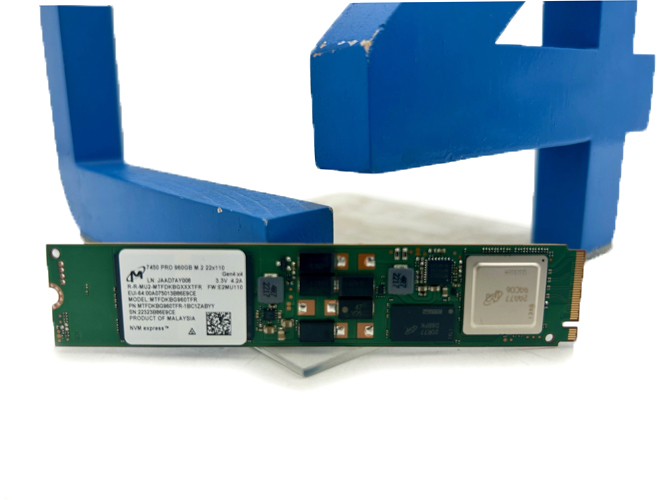 MICRON MTFDKBG960TFR Micron 7450 PRO 960 GB Solid State Drive-M.2 22110 Internal