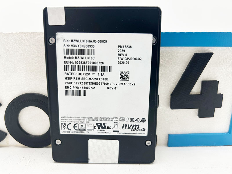 EMC MZWLL3T8HAJQ 3.84TB NVME GEN3 U.2 SAMSUNG PM1723B 2.5 SSD