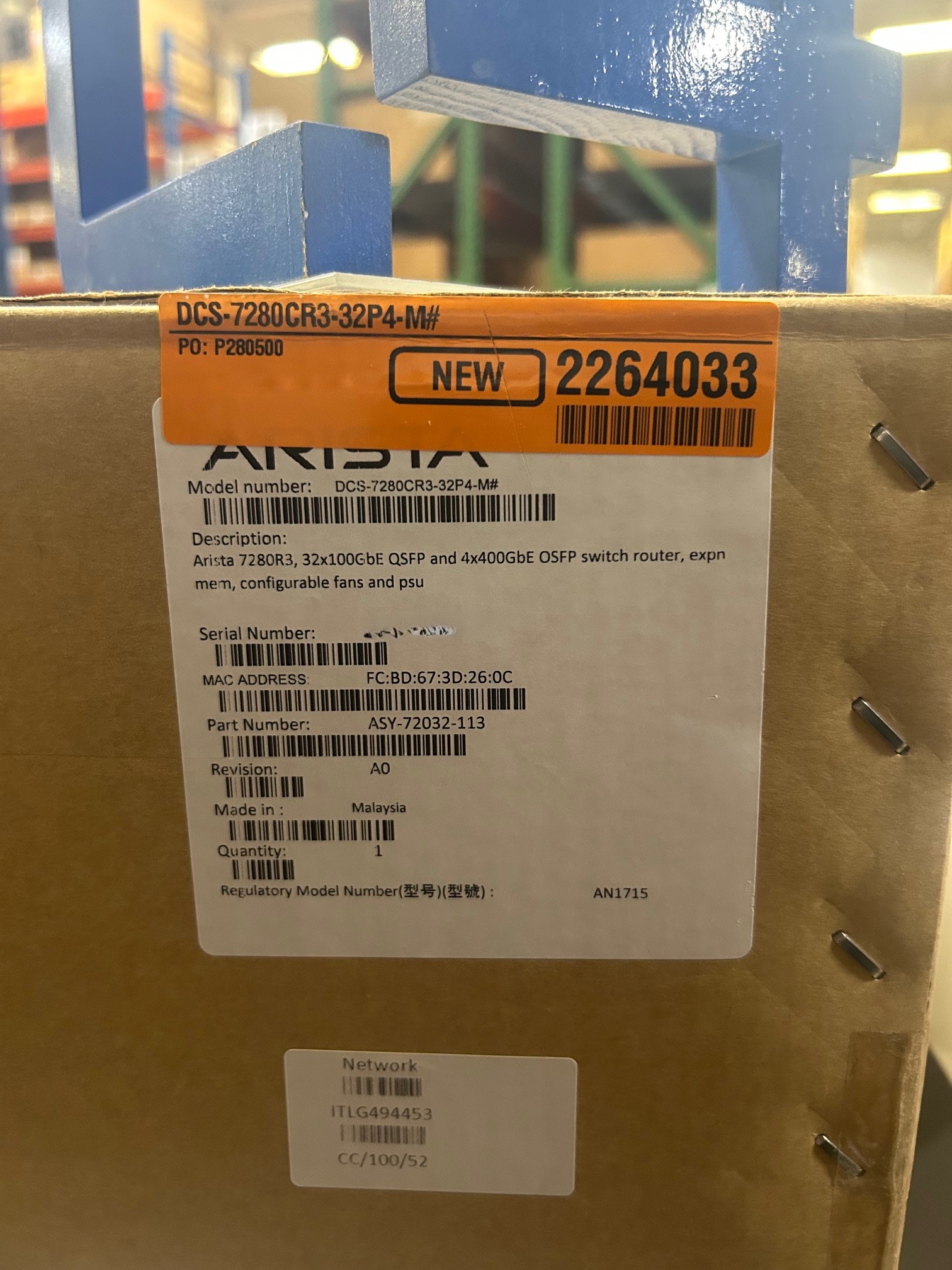 ARISTA DCS-7280CR3-32P4-M-R 32x100GbE QSFP and 4x400GbE Switch Router - Exp Mem R-F Air