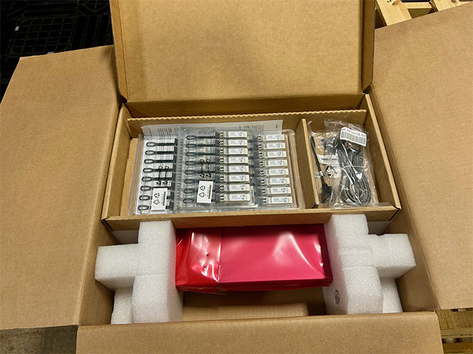 HP R6V47A HPE SN6600B 32GB 4824 16GB SHORT WAVE SFP+ FIBRE CHANNEL SW