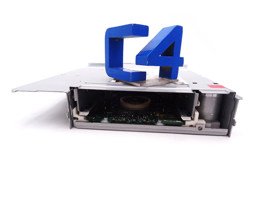 HP 407353-001 2024/4048 ULTRIUM 448 LTO2 DRIVE - AG118A, AG116A 