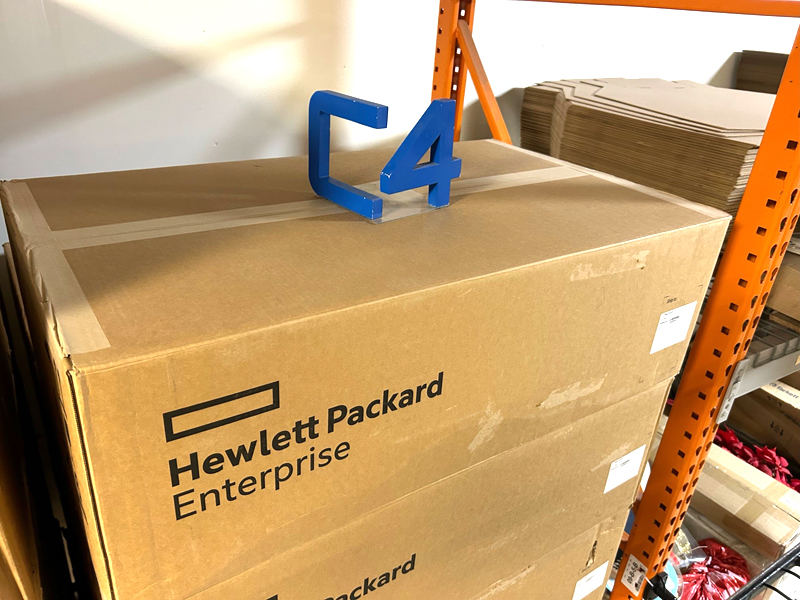 HP R4T21A HPE J2000 DUAL IOM 6X100GBE NVME-OF SFF TAA-COMPLIANT