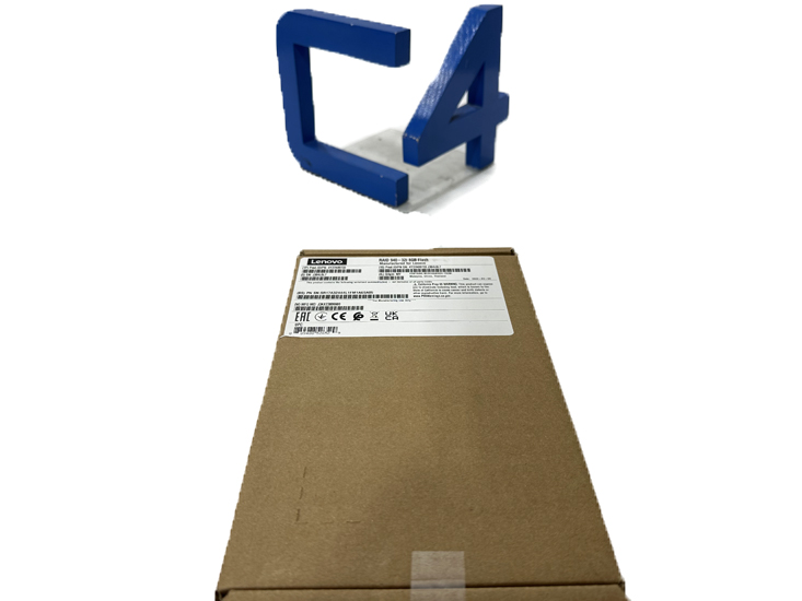 LENOVO 4Y37A09733 LENOVO TS RAID 940-32i 8GB Flash PCIe 12Gb Adapter