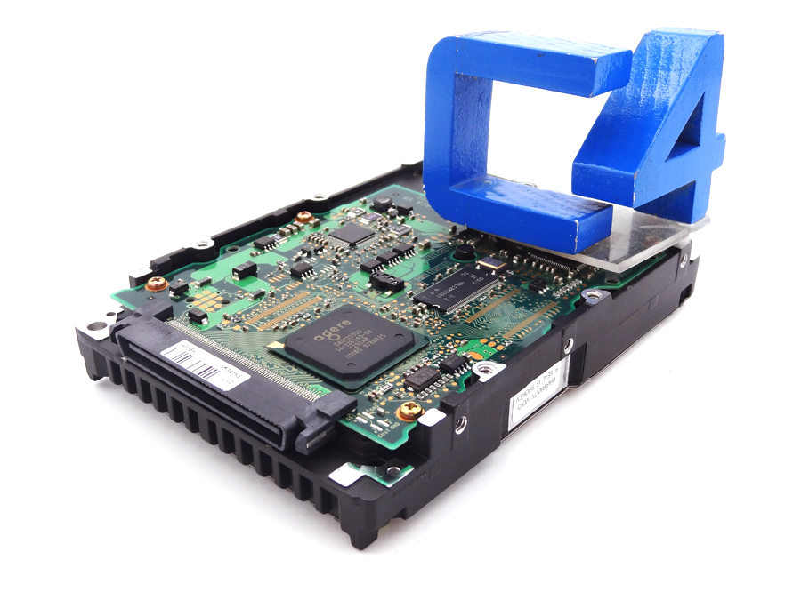 DELL 05W925 36GB 10000RPM 80PIN ULTRA-320 SCSI HOT SWAP 3.5INCH HARD DISK DRIVE WITH TRAY