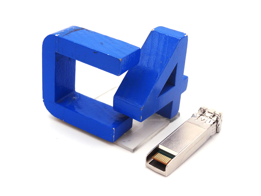 HP 601690-001 8GB LONG WAVE 10KM FC *New Sealed* - AW584A