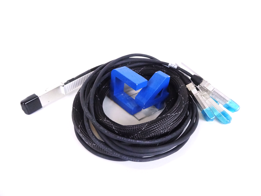 HP 721066-001 HP 40GQSFP+TO4X10GSFP+DAC3M