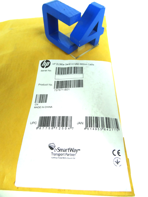 HP 737671-B21 HP DL380E GEN8 INT SAS 690MM CABLE