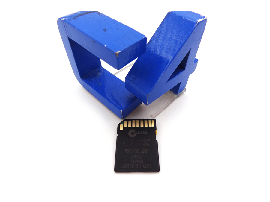 DELL 73XWX 8GB FLASH STORAGE SD CARD