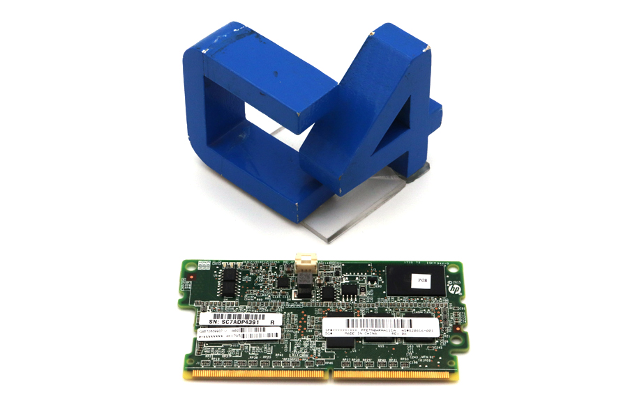 HP 820816-001 2GB FBWC P840 / P440