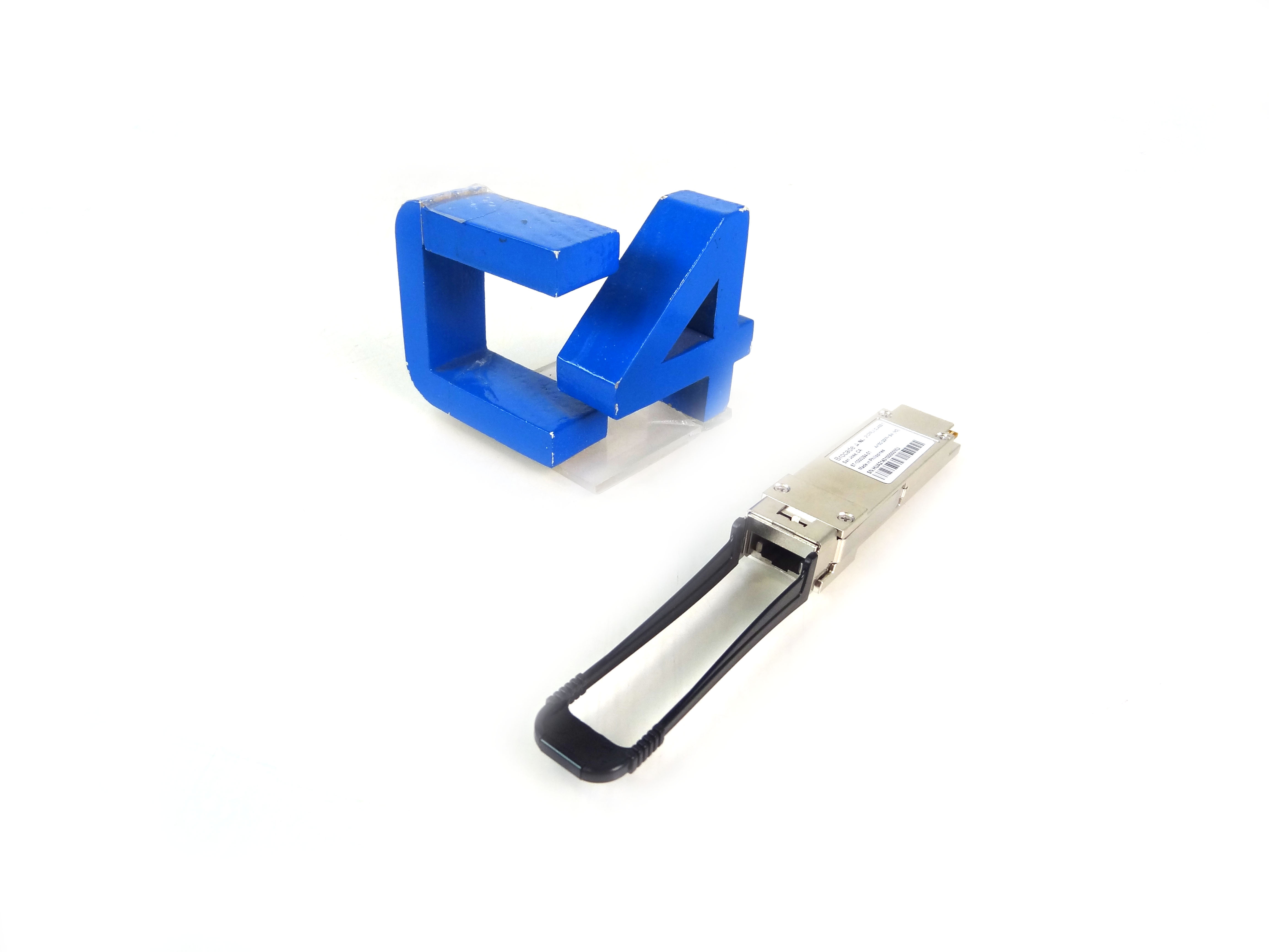 BROCADE 57-1000267-01 4 X 100M 16GB FC SWL QSFP MODULE 