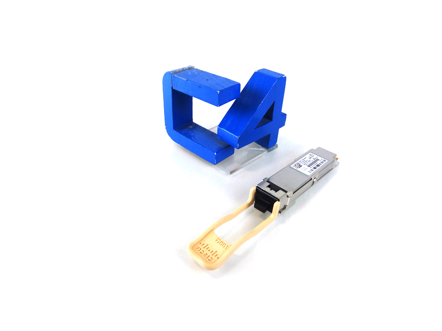 CISCO QSFP-100G-SR4-S 100GB BASE SR4
