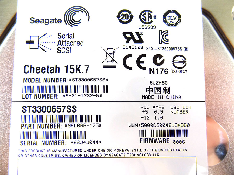 CISCO R200-D300GB03 UCS 300GB 15K SAS LFF HD *New Open Box*