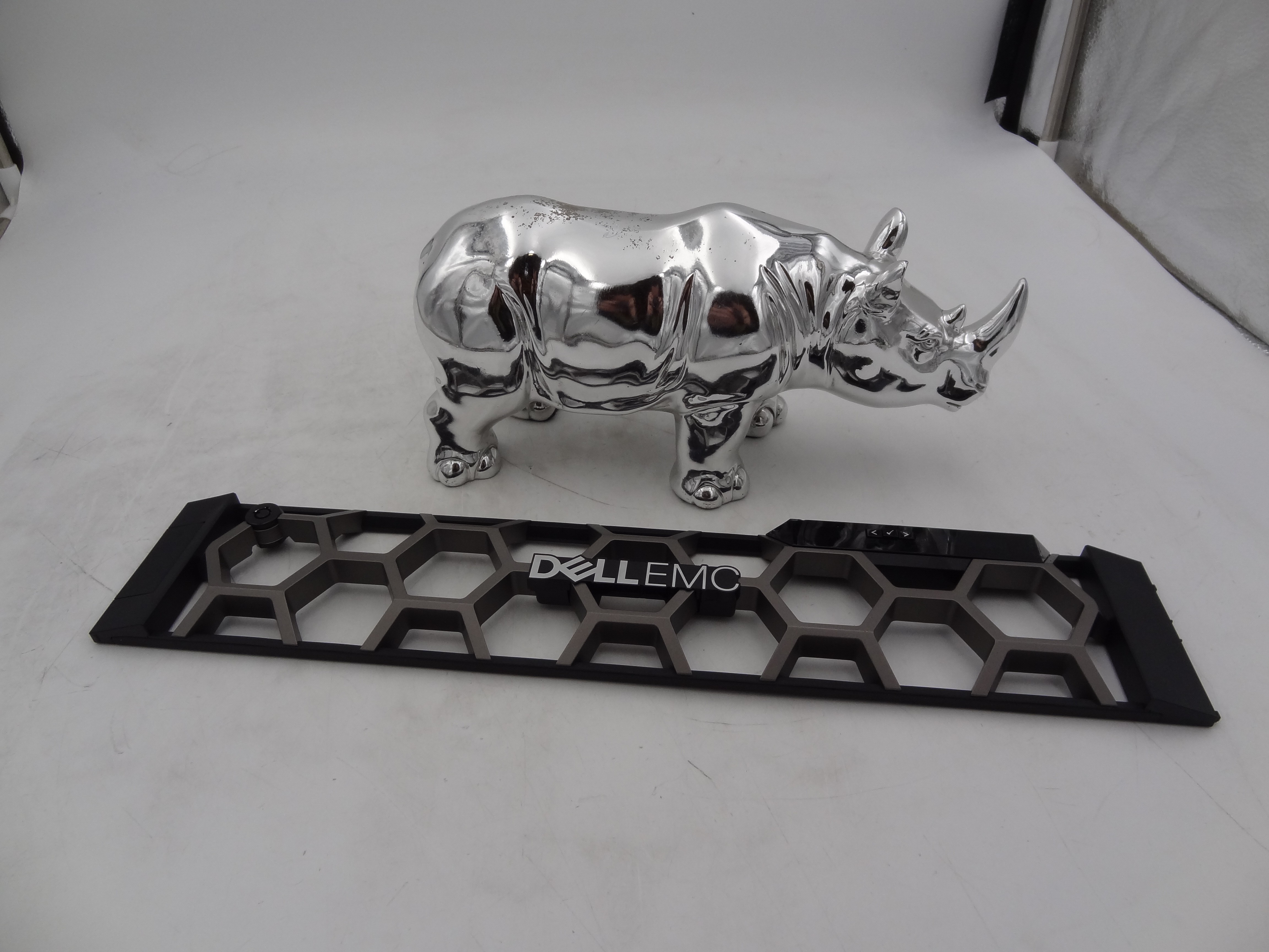 DELL 12Y5P POWEREDGE R540R740R740xdR7420R840 LCD Front Bezel