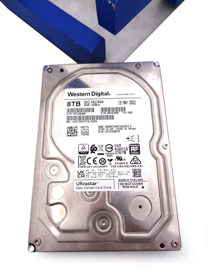 HGST HUS728T8TAL5204 Ultrastar DC HC320 HUS728T8TAL5204 8 TB 3.5 HDD