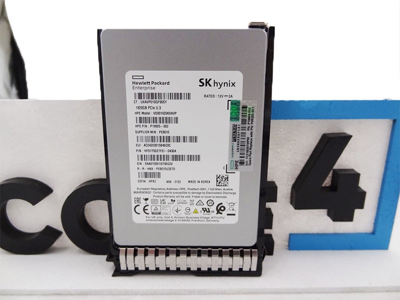 HP P48220-001 HP 1.92TB SFF NVMe RI U.3ST SC