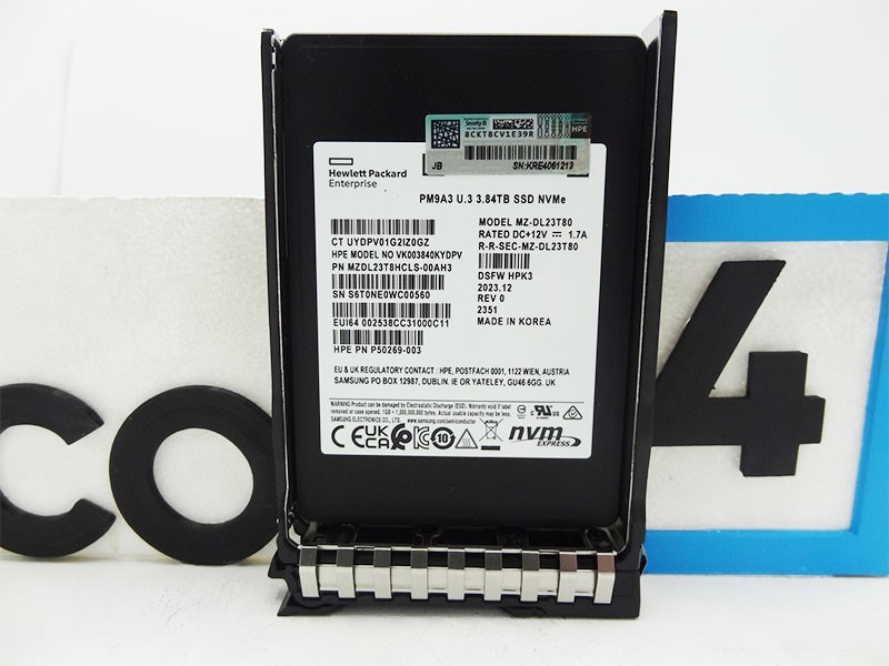 HP P65195-001 HPE 3.84TB NVMe RI SFF BC U.3 ST SSD