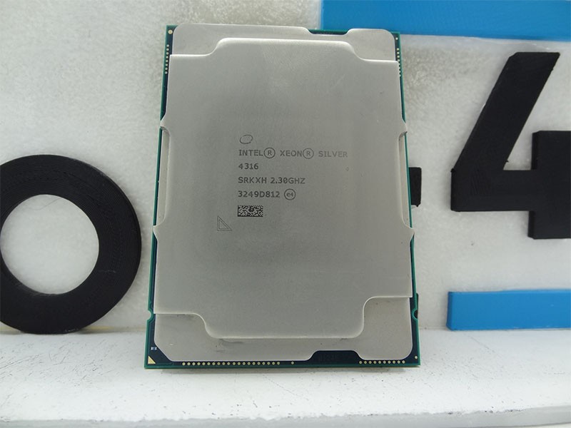 INTEL SRKXH Intel Xeon Silver 4316 CPU Processor 20 Core 2.30GHz 30MB L3