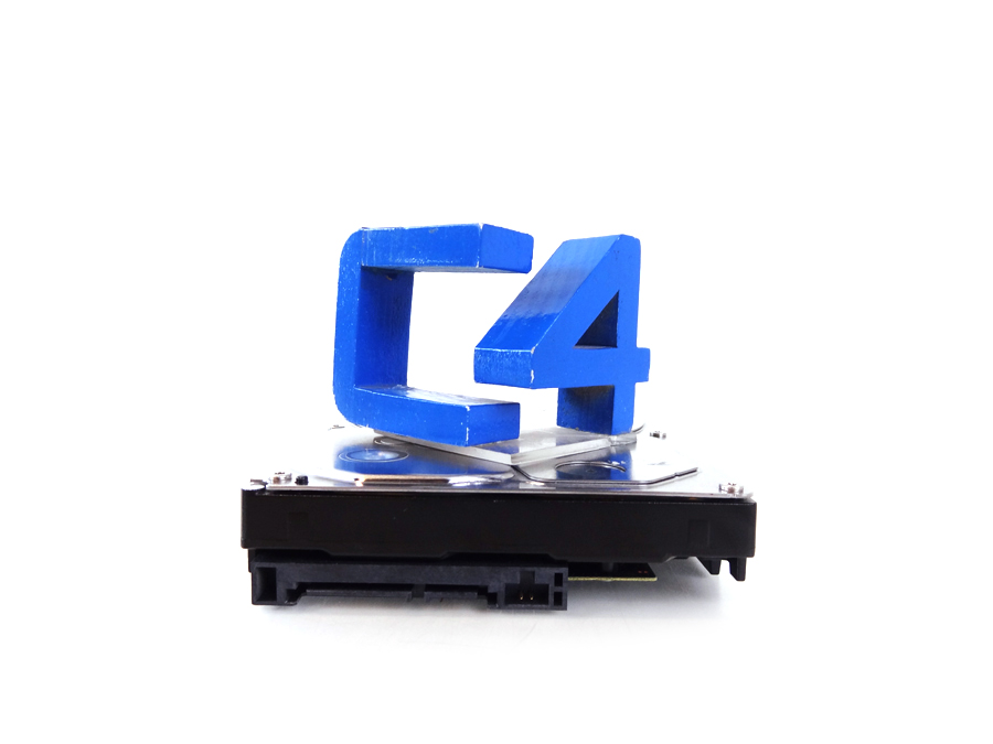 DELL 19HJ4 500GB 7200RPM SATA -II 32MB BUFFER 3.5INCH HARD DRIVE WITH TRAY FOR POWEREDGE SERVERS.