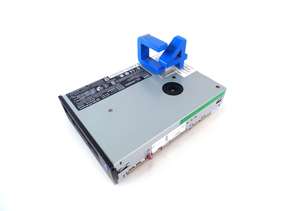 DELL UP037 400/800GB ULTRIUM LTO-3 SCSI/LVD HH INTERNAL TAPE DRIVE
