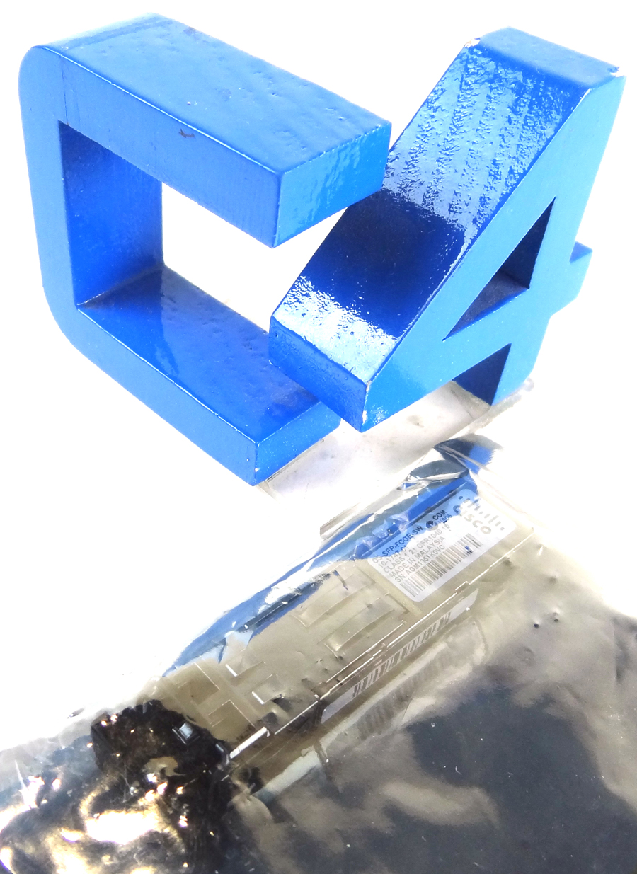 CISCO DS-SFP-FCGE-SW 1/2G FIBRE CHANNEL & GIGE GBIC