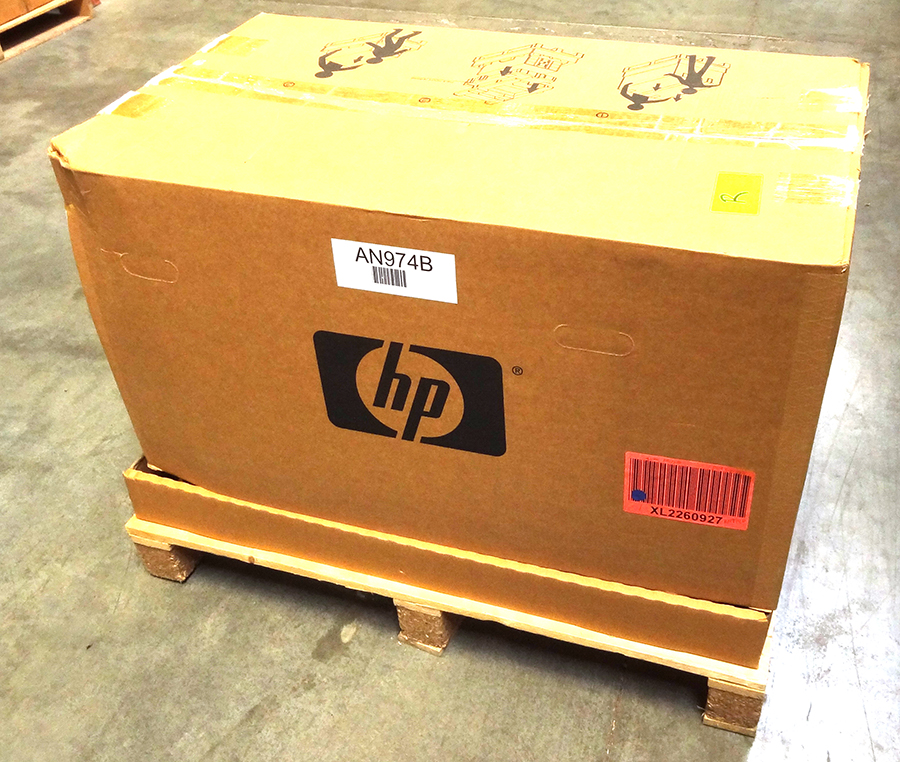 HP AN974B HP MSL8096 LTO-4 ULTRIUM TAPE LIBRY