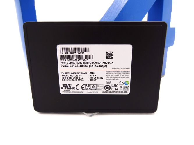 SAMSUNG MZ7L33T8HBLT-00A07 3.84TB PM893 SATA 6GBPS 2.5 SSD