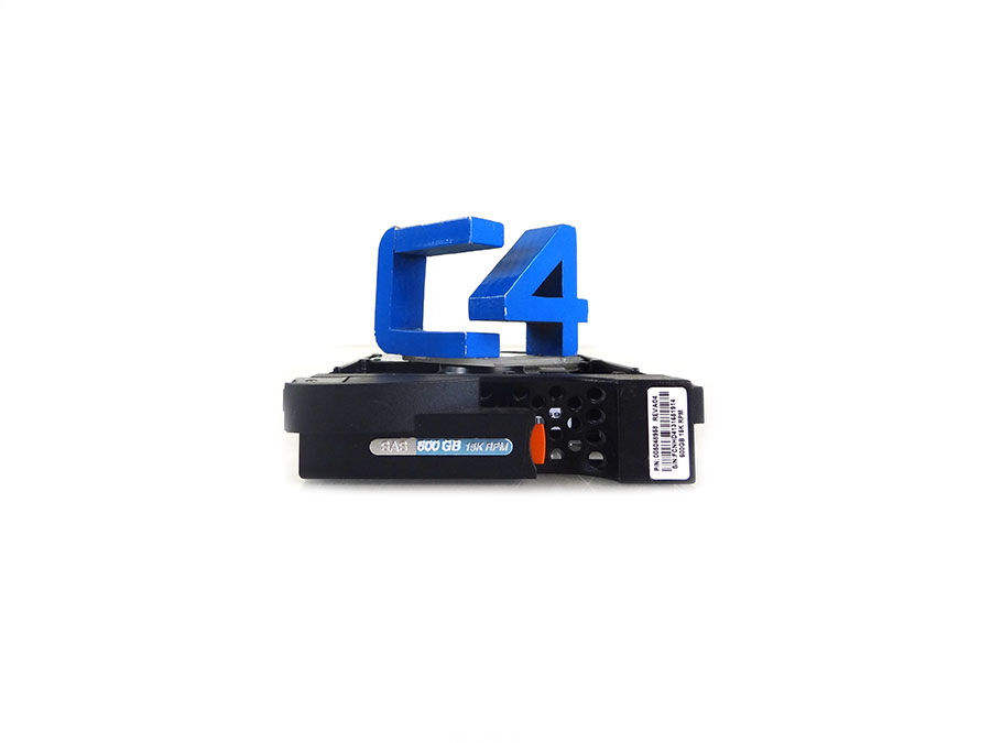 EMC AX-SS15-600 600GB 15K SAS DISK DRIVE - 005048958, 005049039, 118032656-A01 G439P 