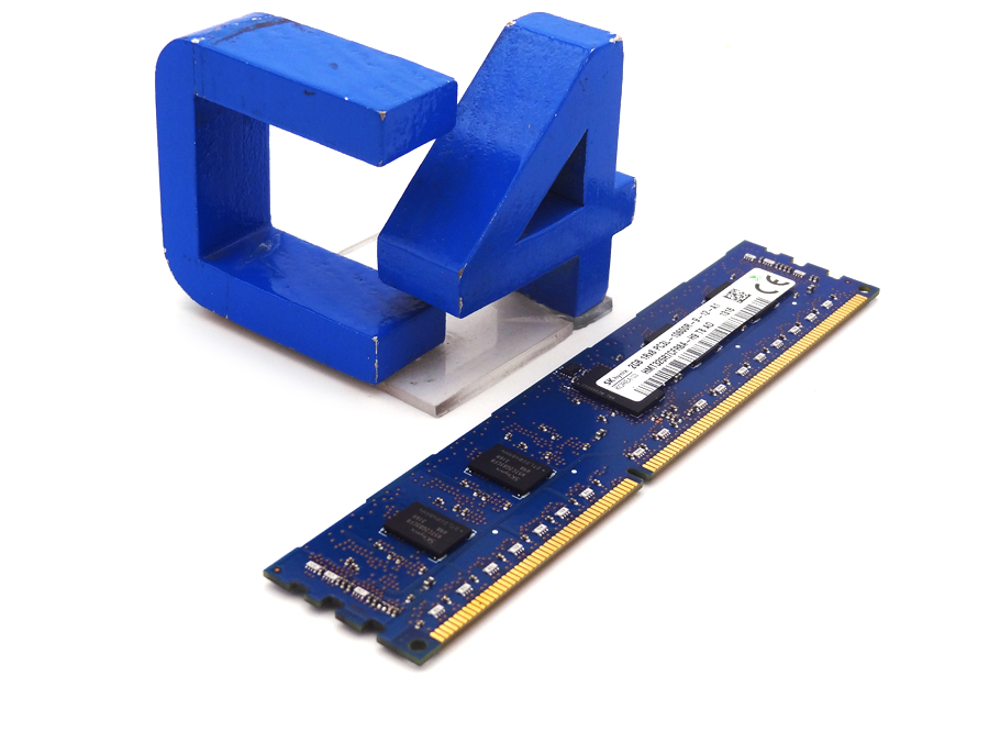 HYNIX HMT325R7CFR8A-H9 2GB PC3L 10600R DDR3 1RX8 MEMORY 