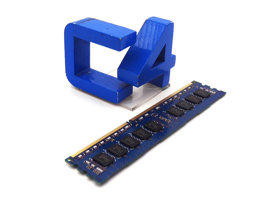 HYNIX HMT351R7CFR8C-PB 4GB PC3-12800R 2RX8 DDR3 MEMORY