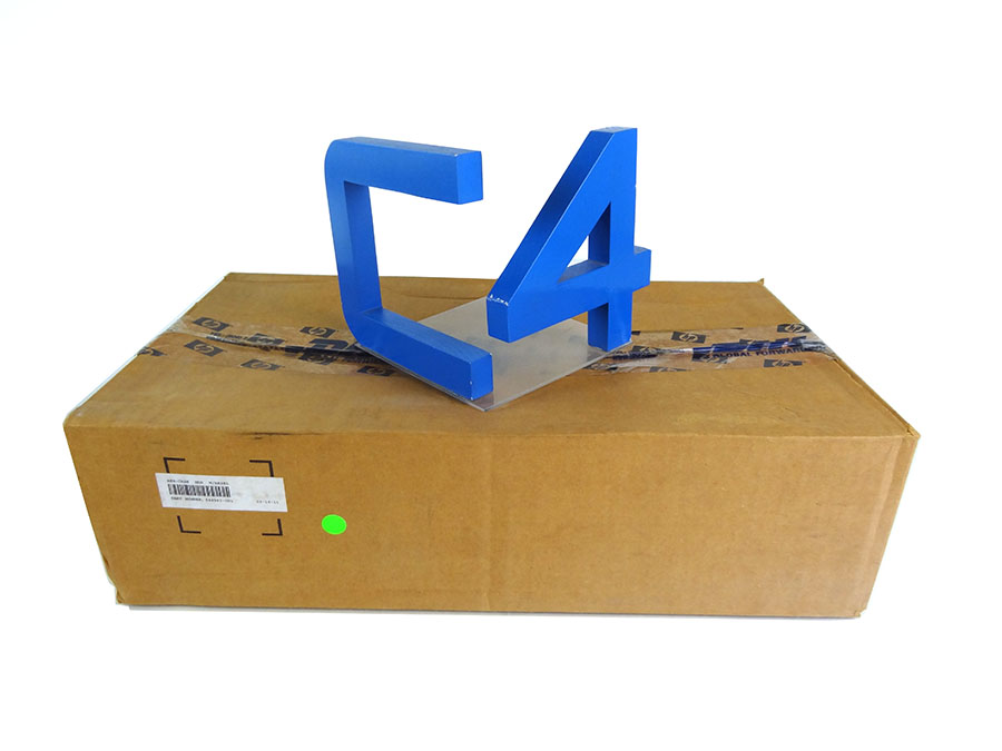 HP 594962-001 ASSY DRIVE CAGE AND BEZEL BL685C G7