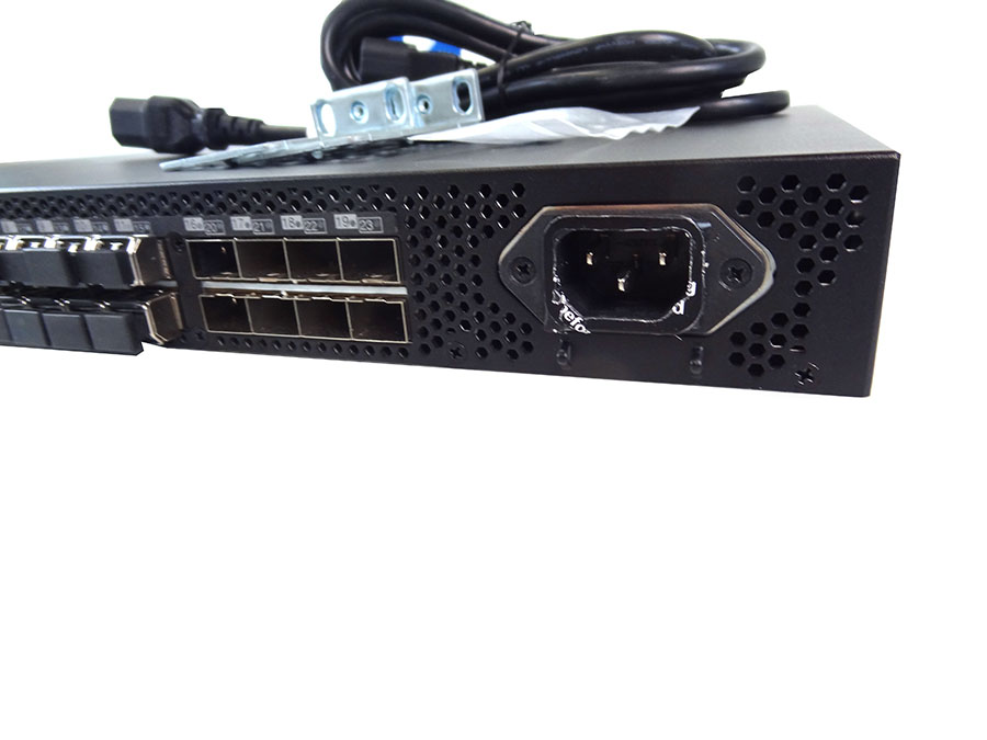 IBM 2498-B24 IBM SYSTEM STORAGE SAN24B SWITCH 