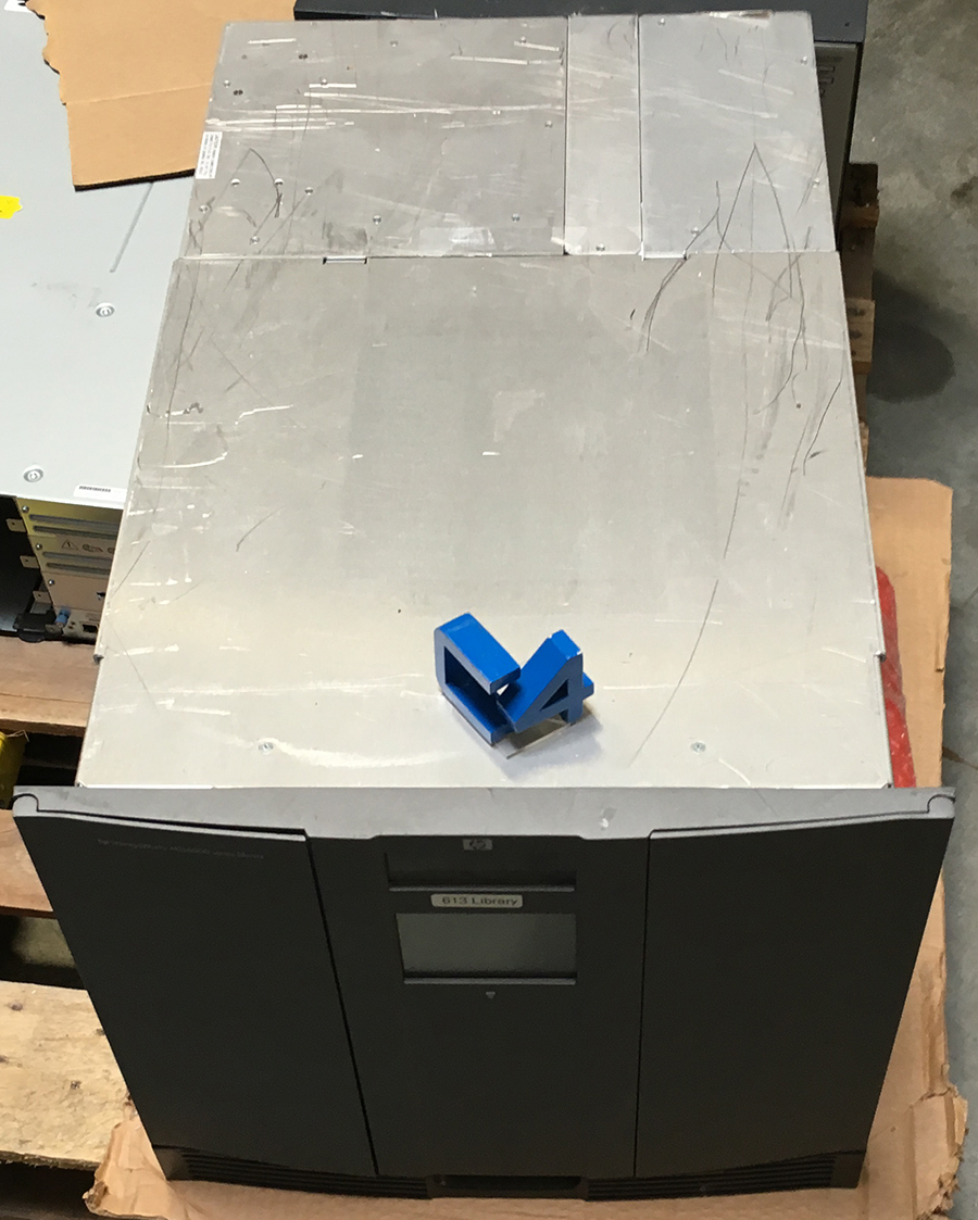 HP AJ031A MSL6060 (2) LTO4 DRIVES SCSI