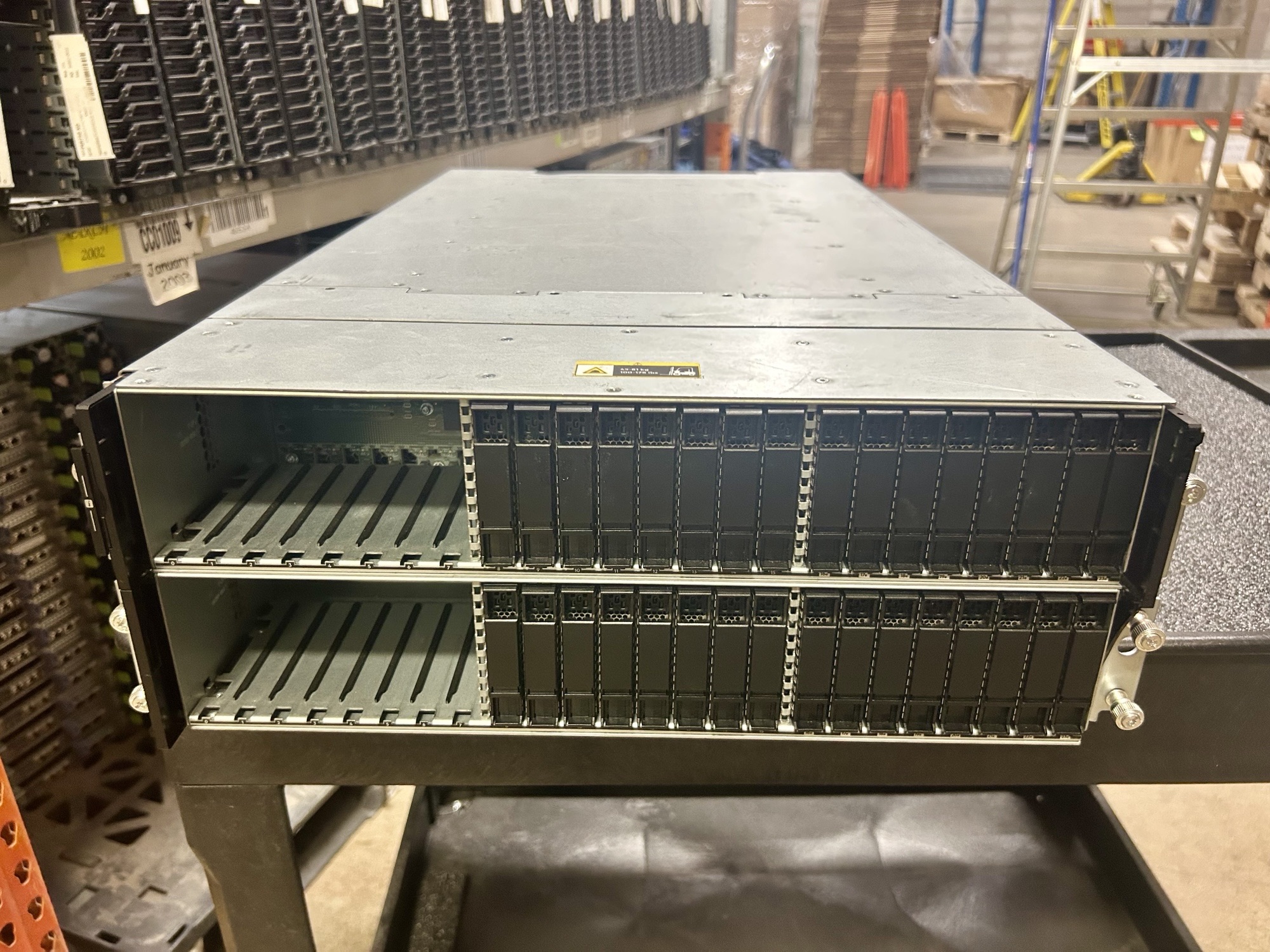 HP N9Z47A HPE PRIMERA 600 4-WAY STORAGE BASE