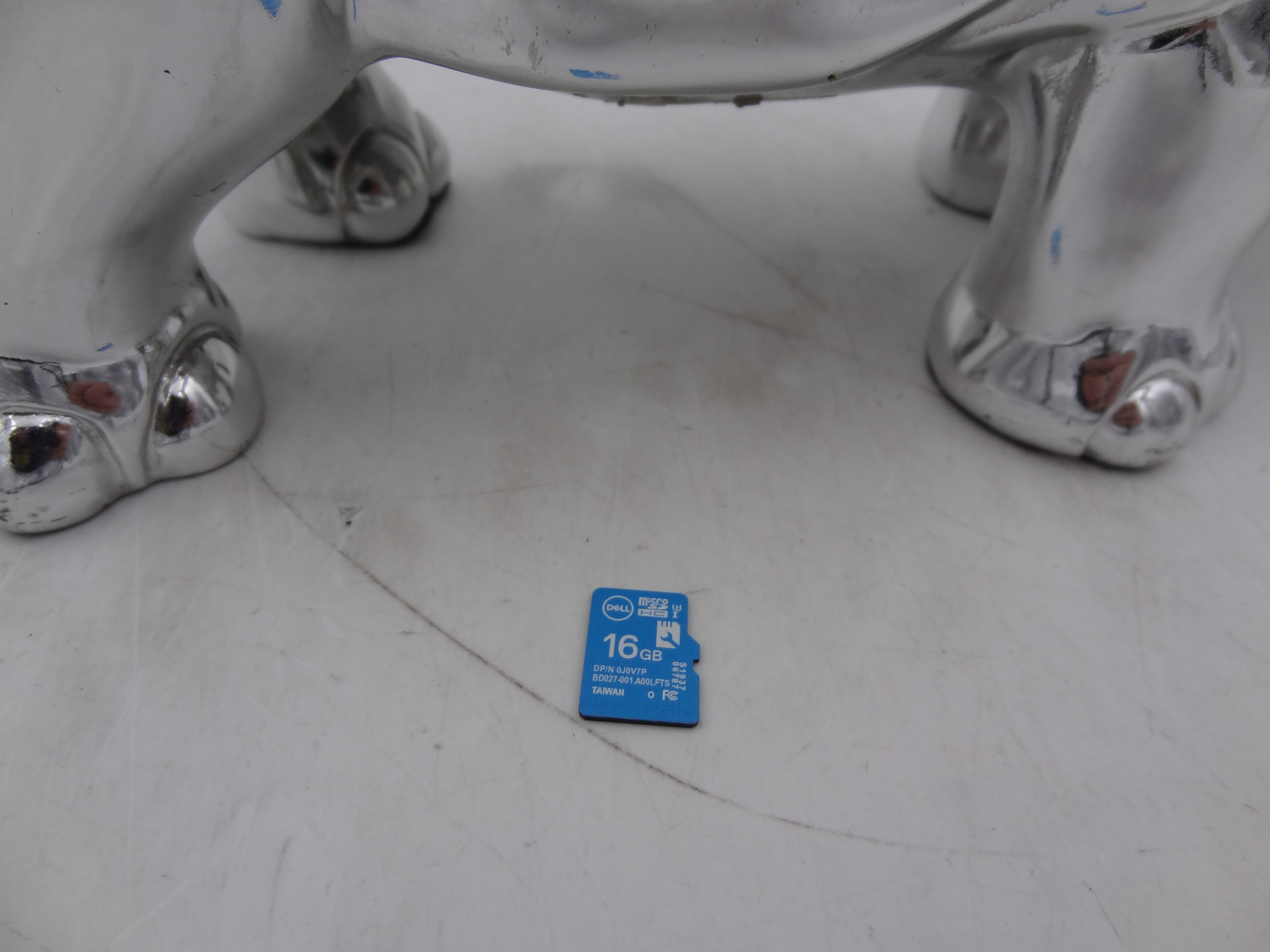 DELL J0V7P 16GB SD MICRO SDHCSDXC CARD G14