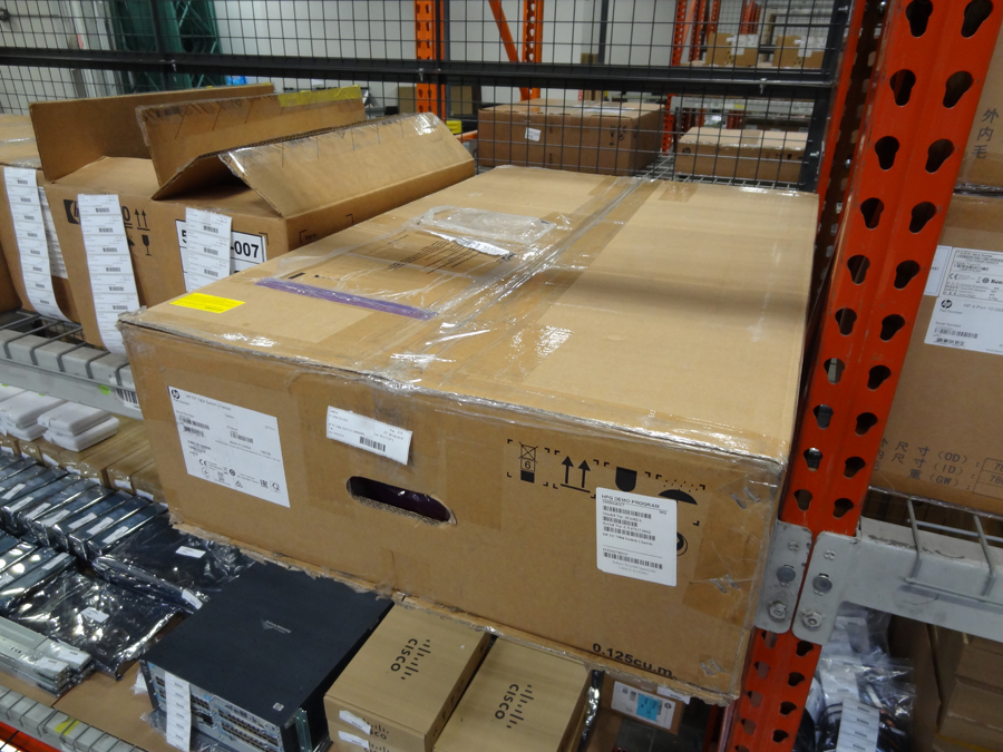 HP JG682A FF 7904 SWITCH CHASSIS