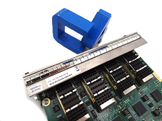 JUNIPER MIC-3D-4XGE-XFP JUNIPER MIC-3D-4XGE-XFP INTERFACE X