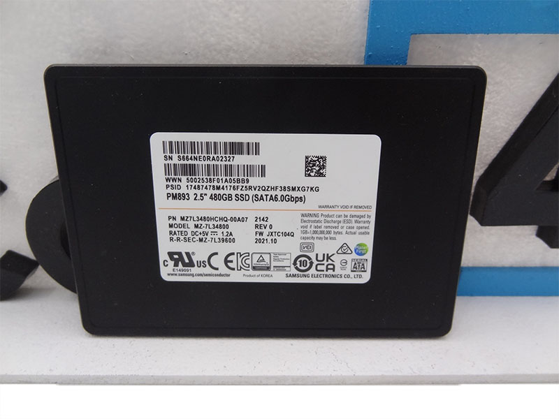 SAMSUNG MZ7L3480HCHQ 480GB PM893 2.5 SATA 2.5 6GBPS SSD